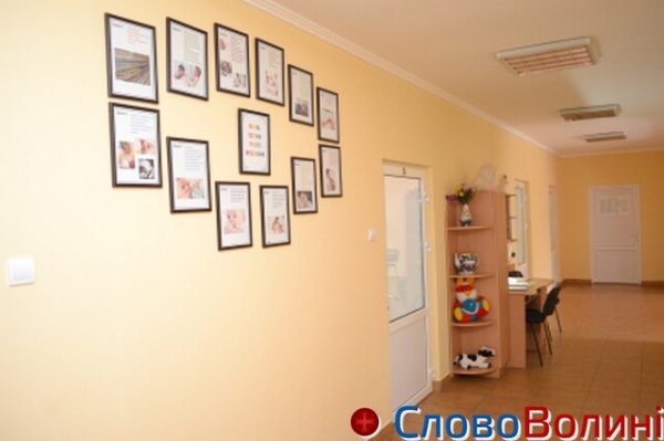 А це палати у дитячому відділенні